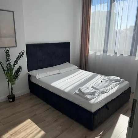 Cozy Crib 2 *